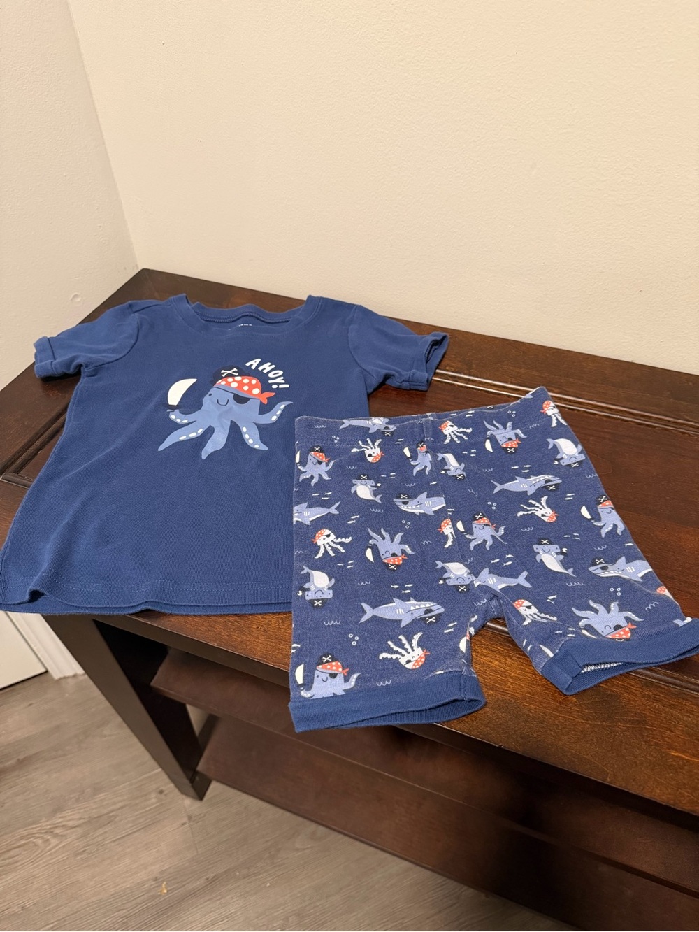 Old Navy Kids Blue Octopus Pajama Set - Short Sleeve Top & Shorts 4T